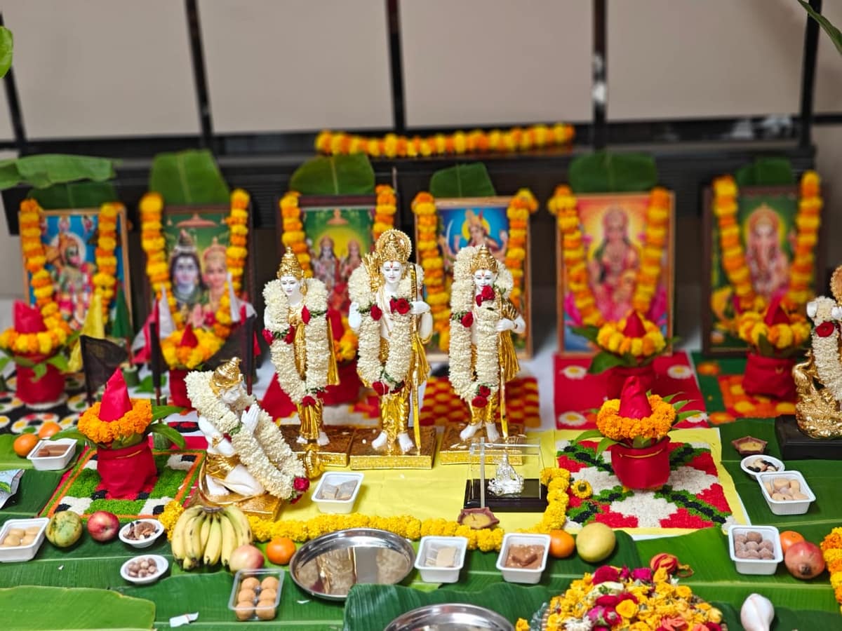 Krishna Puja & Floral Shringar Aarti conducted by Pandit Subodh Pandey in Bangalore